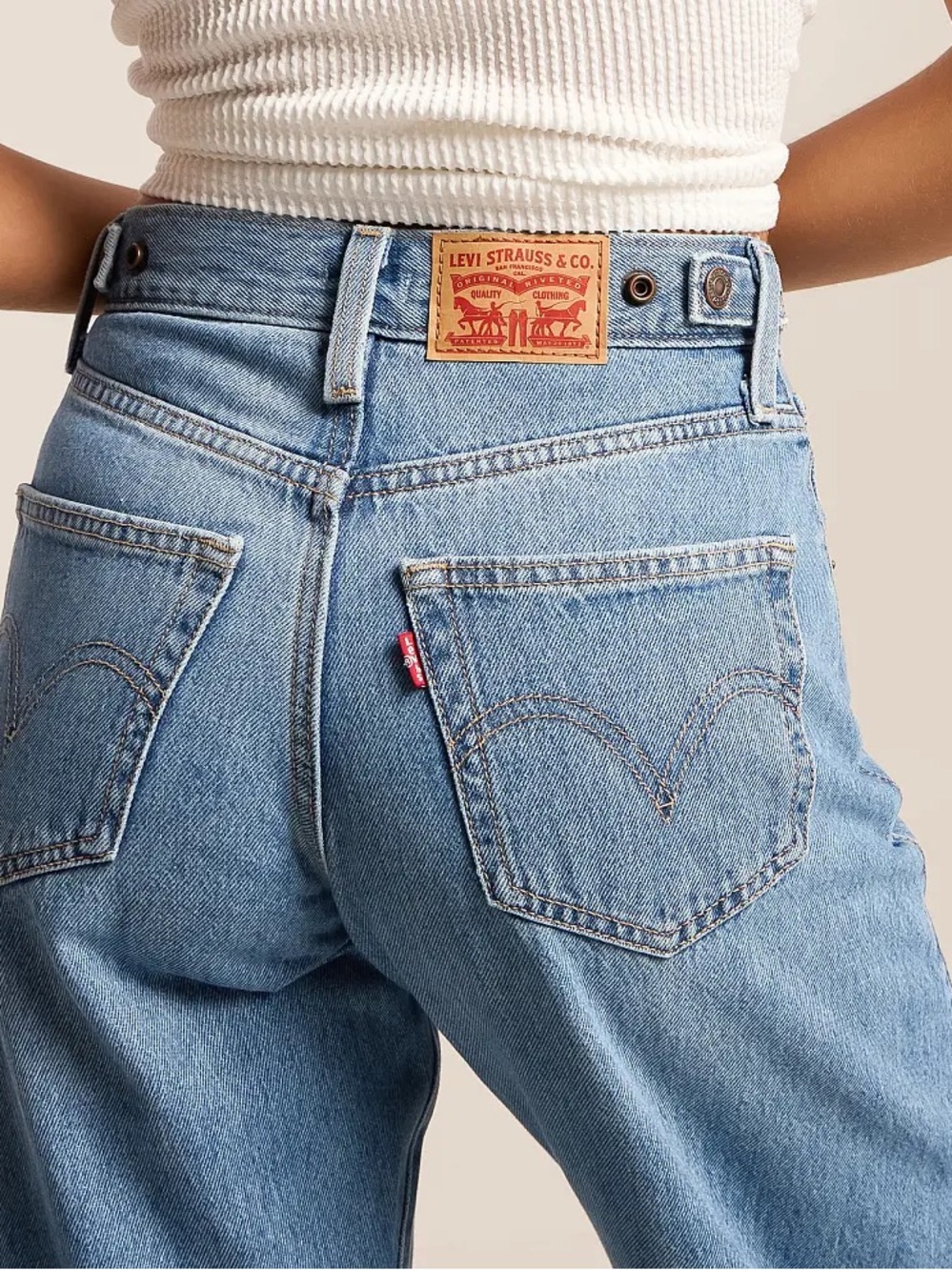 NWT Levi’s Cinch Barrel Jeans - Picture 4 of 16